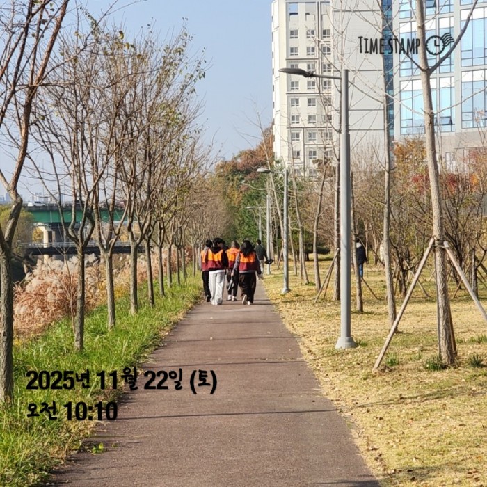 90633f48ca9f2aee92738b91ee478965_1763786274_6237.jpg
